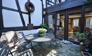 Wolle mer SIE reu lasse .... Gern ....